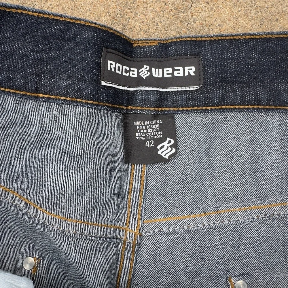 VTG Rocawear Baggy Blue Denim Jeans Men's 42x33 Wide Leg Loose Fit Hip Hop Y2K‎